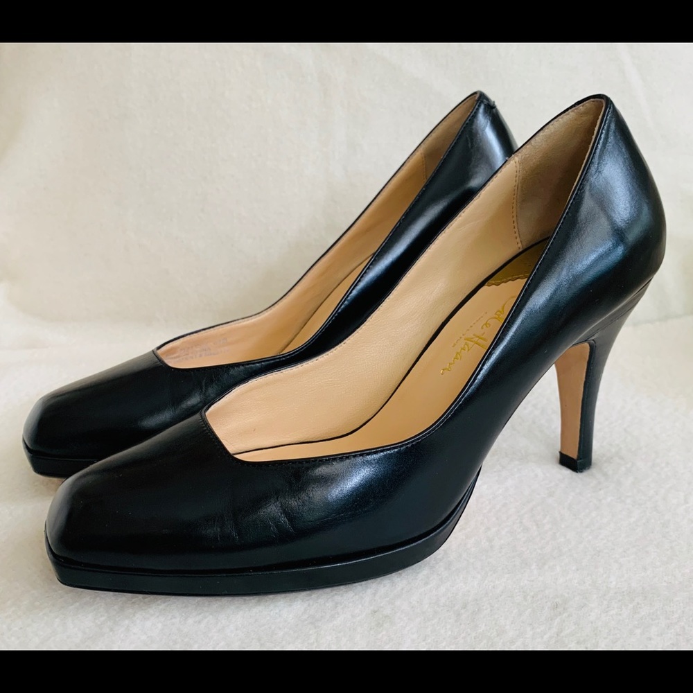 ColeHaan Carma mid-air pump